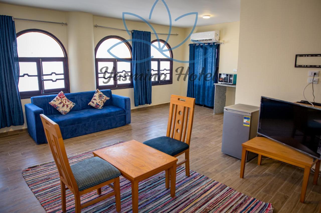 Yassmina Hotel 达哈布 外观 照片